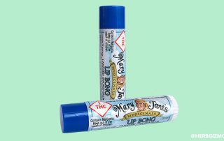 mary-janes-medicinals_lip-bong_1